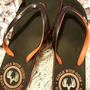 Flip flops girls with guns